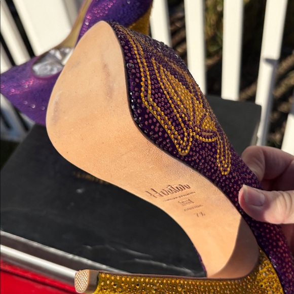 Herstar Limited Edition 6” Laker Crystal Shoe, Purple Gold size 7.5 - Picture 3 of 7